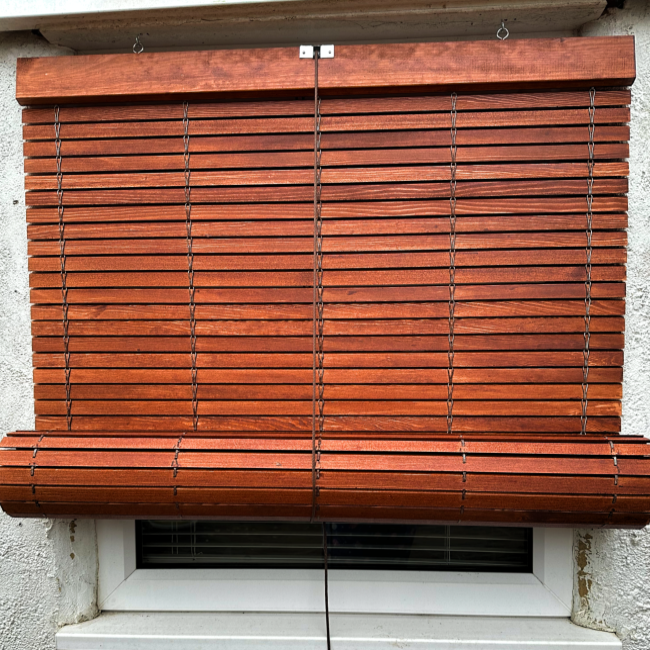 Outdoor Wooden Blind - Cherrywood